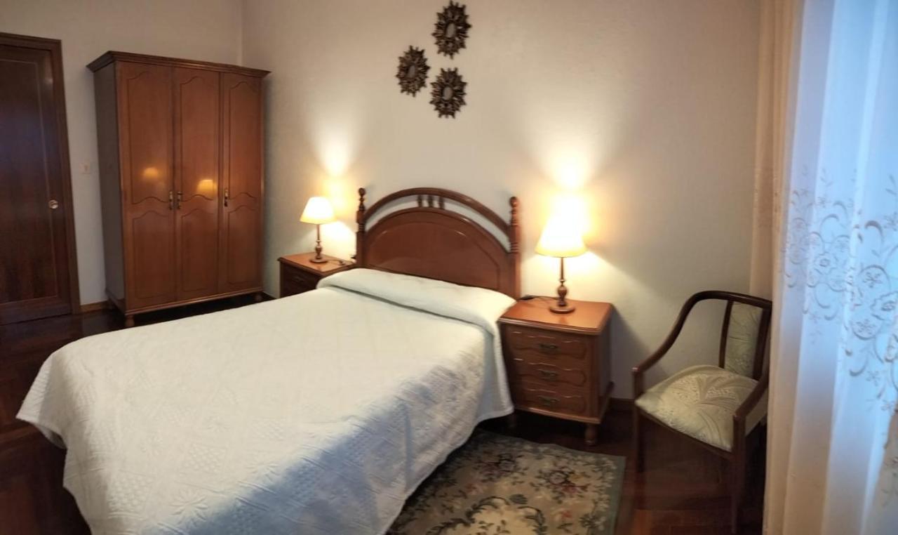 Santa María Vivienda Familiar En La Ria De Vigoヴィラ エクステリア 写真
