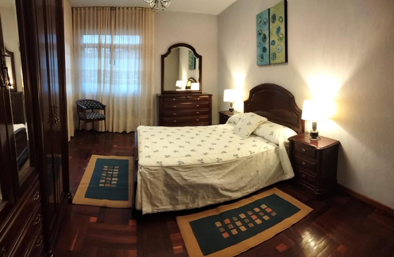 Santa María Vivienda Familiar En La Ria De Vigoヴィラ エクステリア 写真