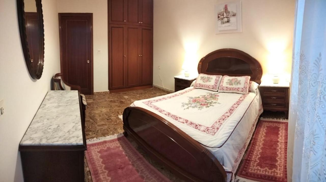 Santa María Vivienda Familiar En La Ria De Vigoヴィラ エクステリア 写真